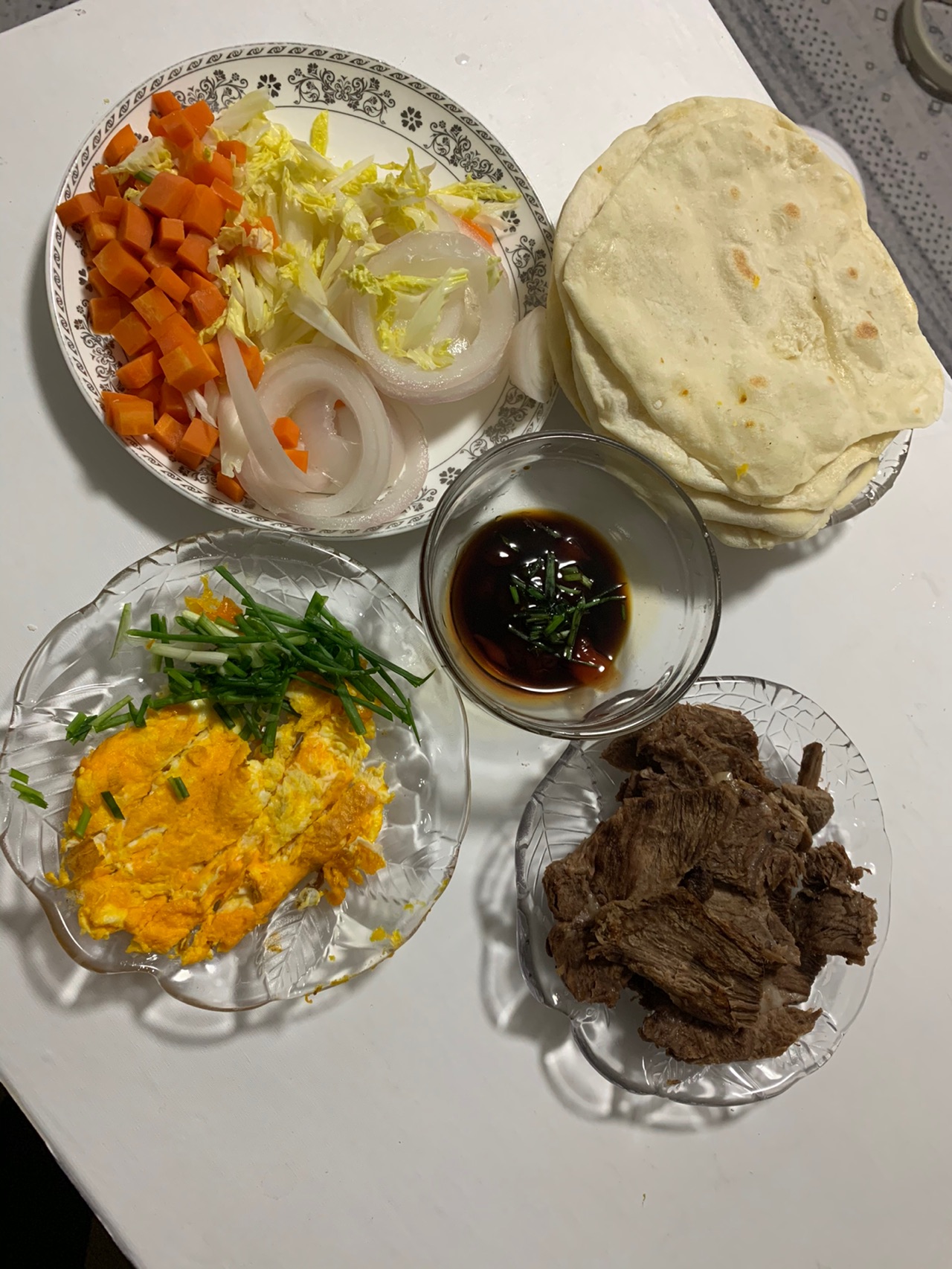 春饼牛肉卷
