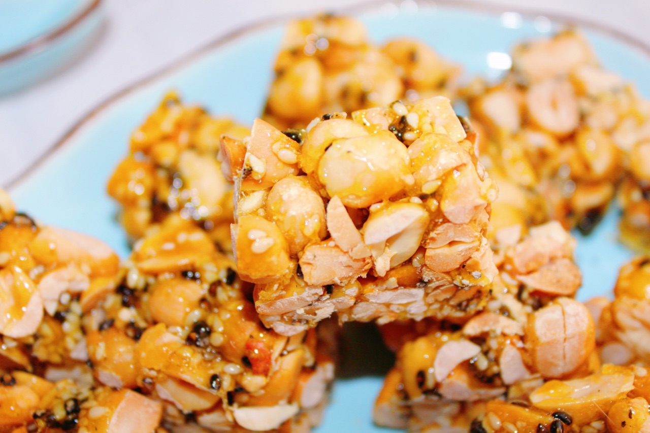 春节小零食 | 姜汁花生芝麻糖