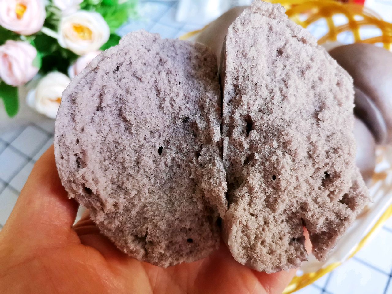 纯手工黑芝麻馒头