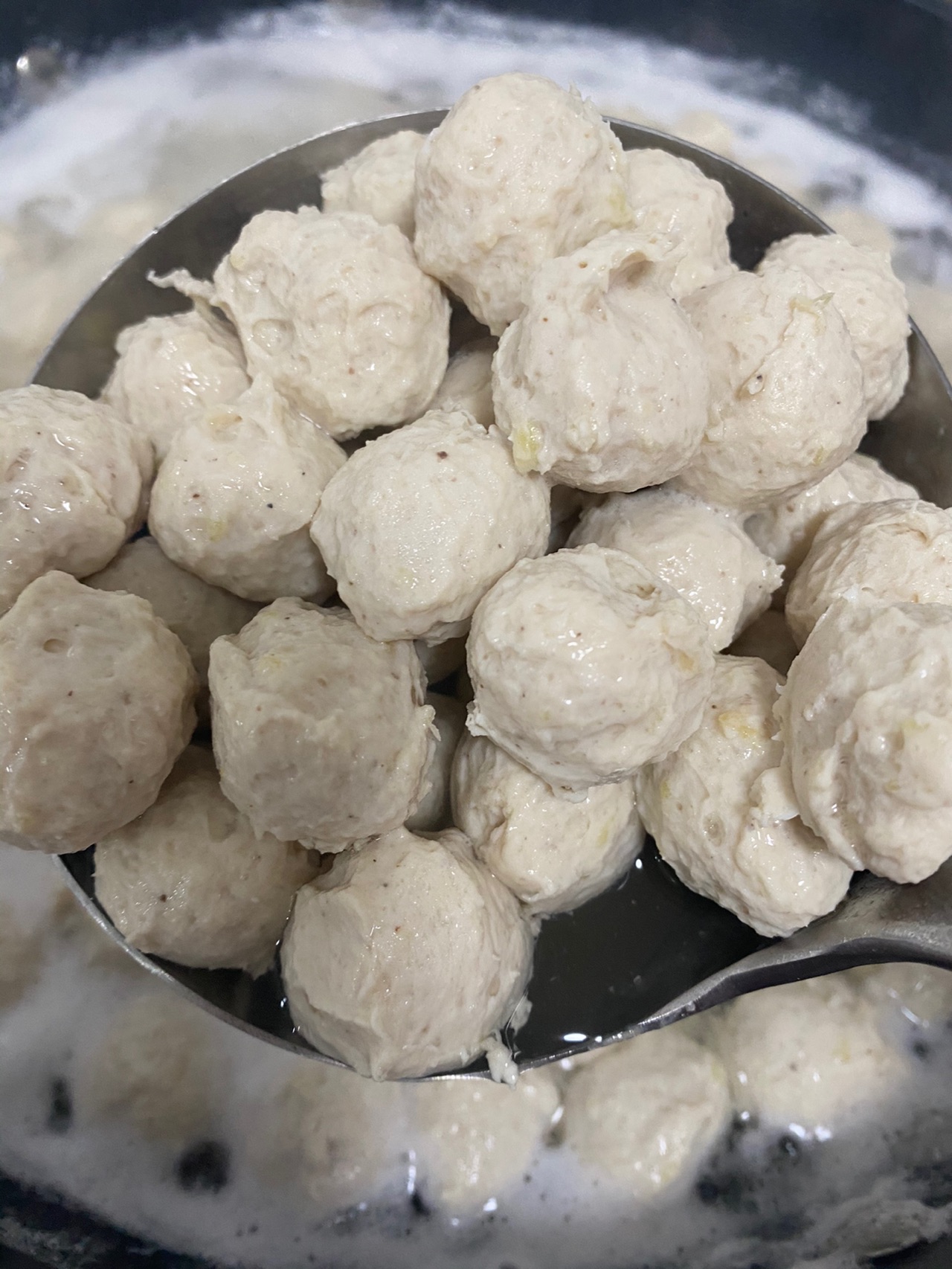 纯手工鸡胸肉丸子