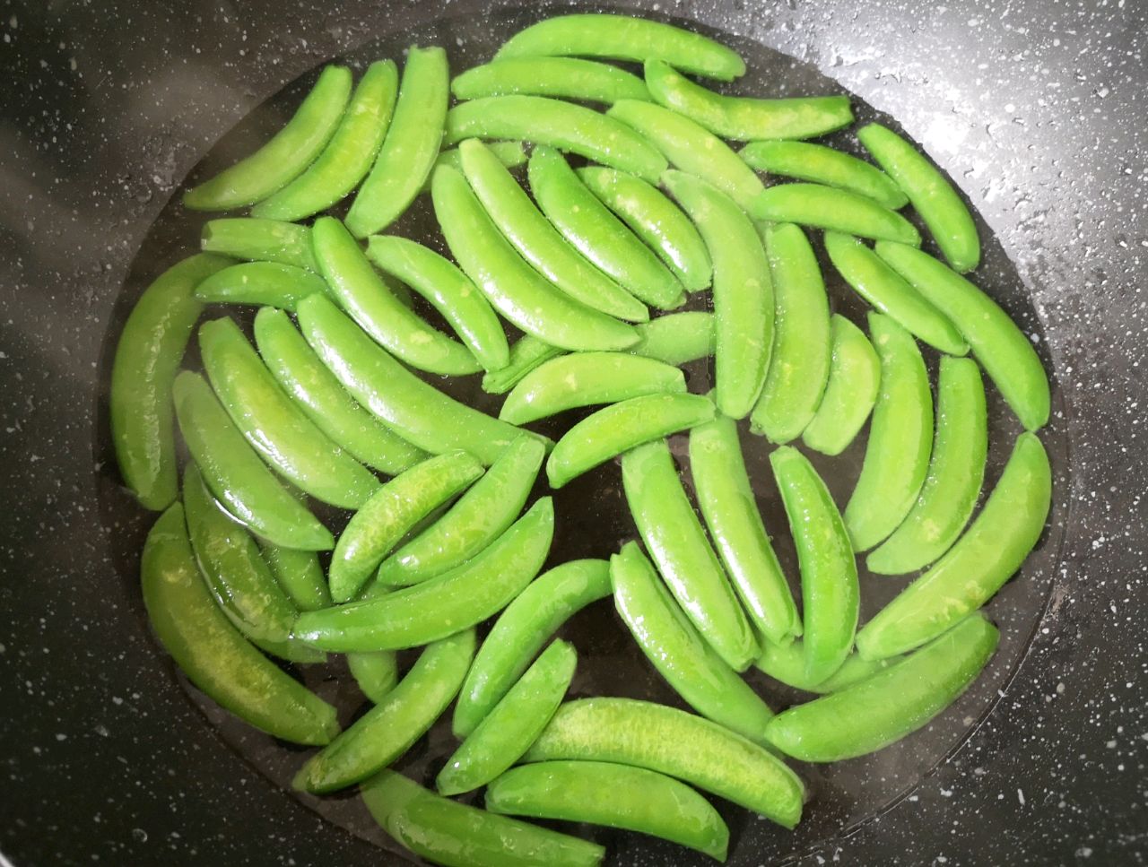 春意盎然～甜豆炒虾仁
