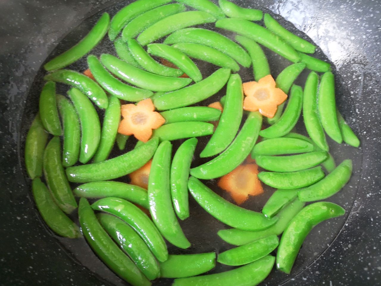 春意盎然～甜豆炒虾仁