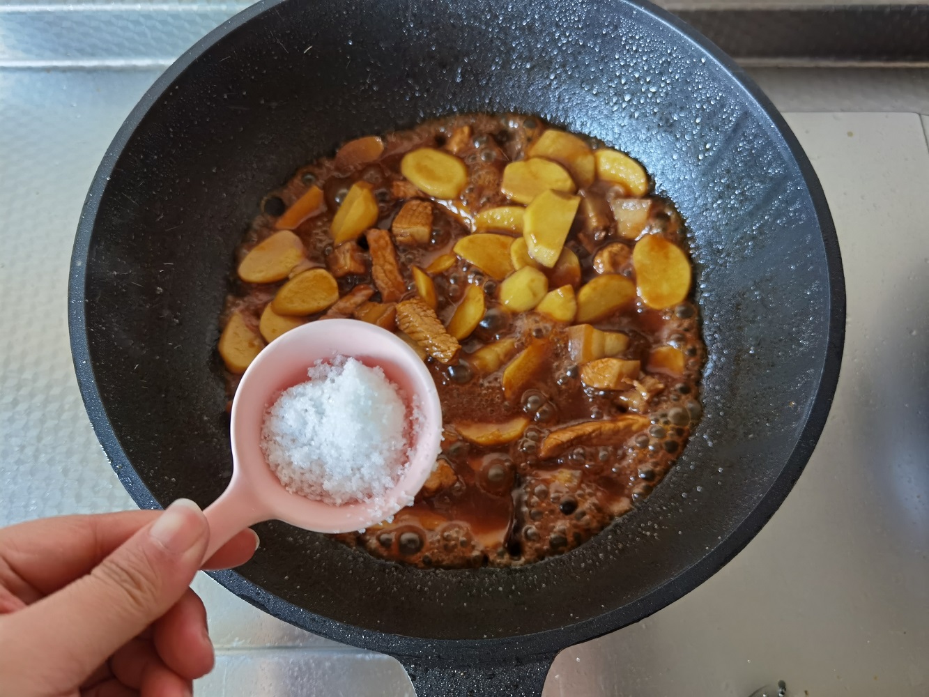 茨菇片烧肉
