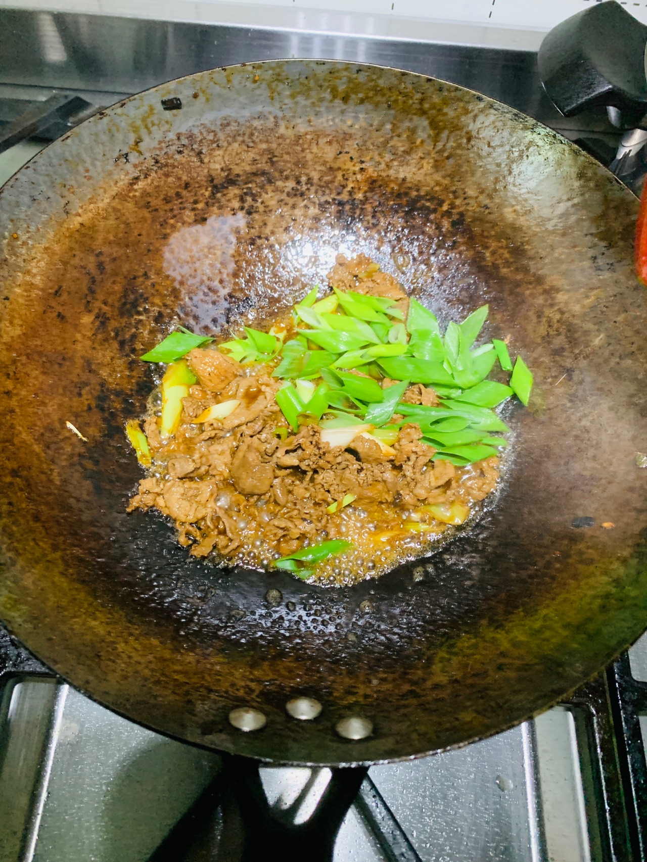 葱爆羊肉盖面
