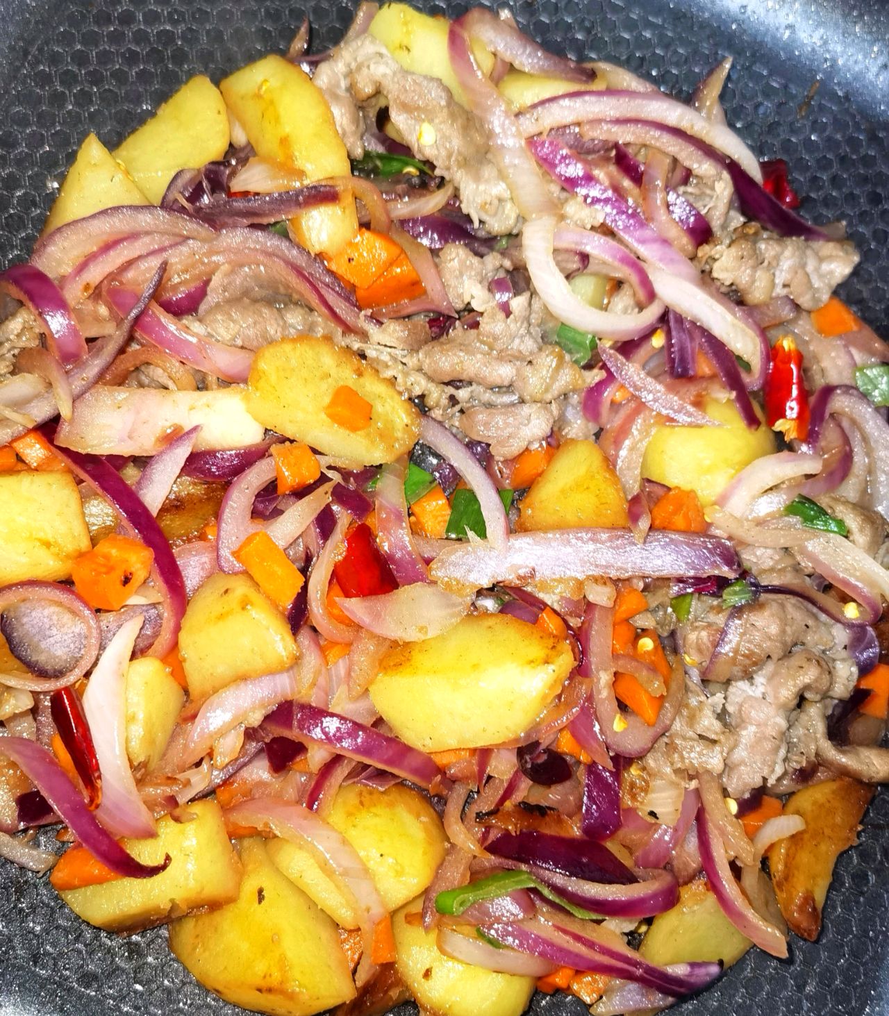 葱爆孜然土豆牛肉卷