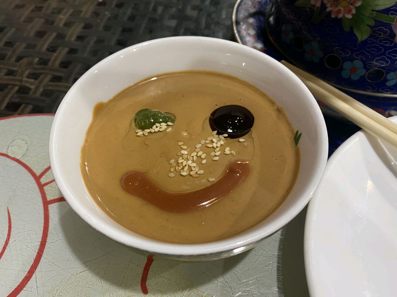 葱花饼香喷喷的很好吃