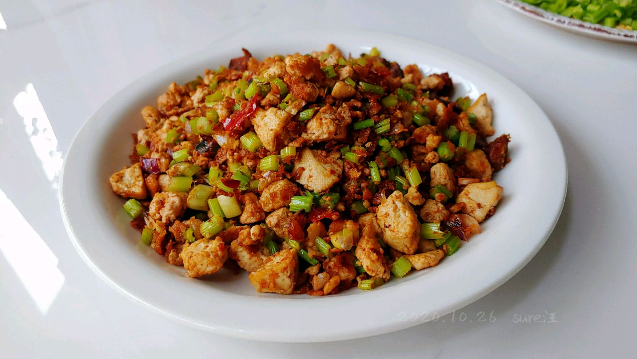 葱辣肉酱炕豆腐