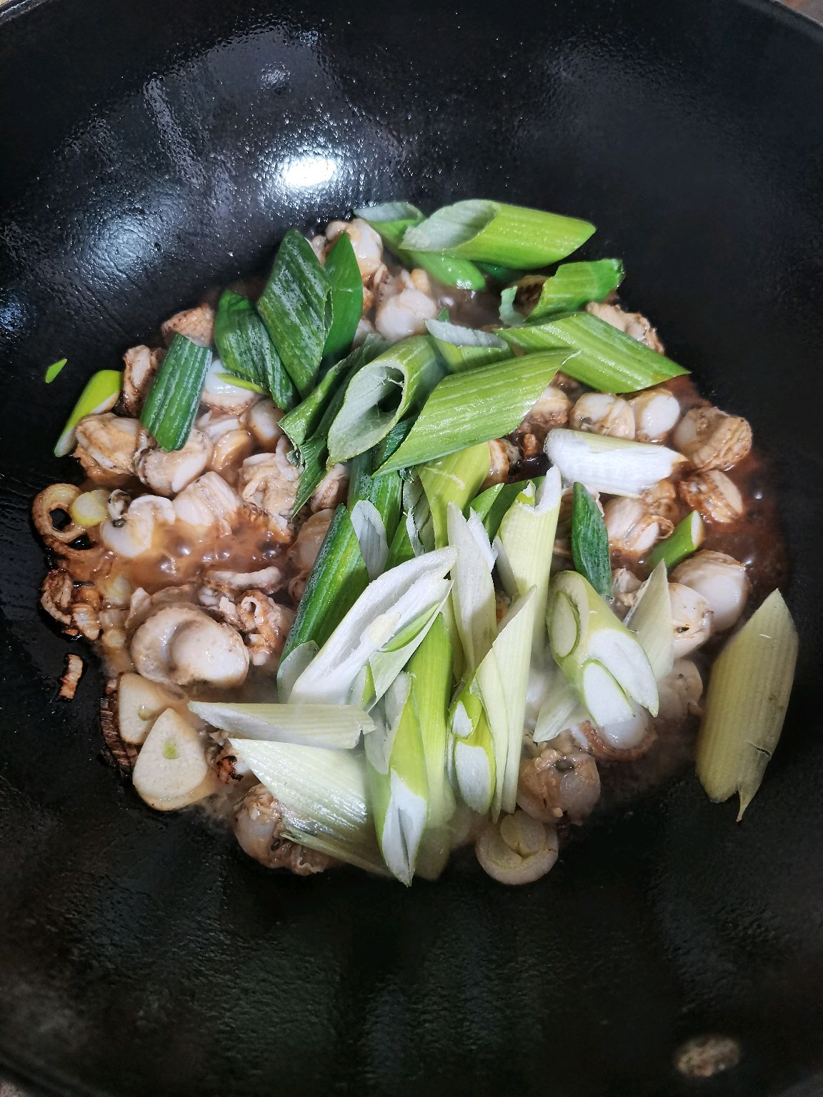 葱烧扇贝