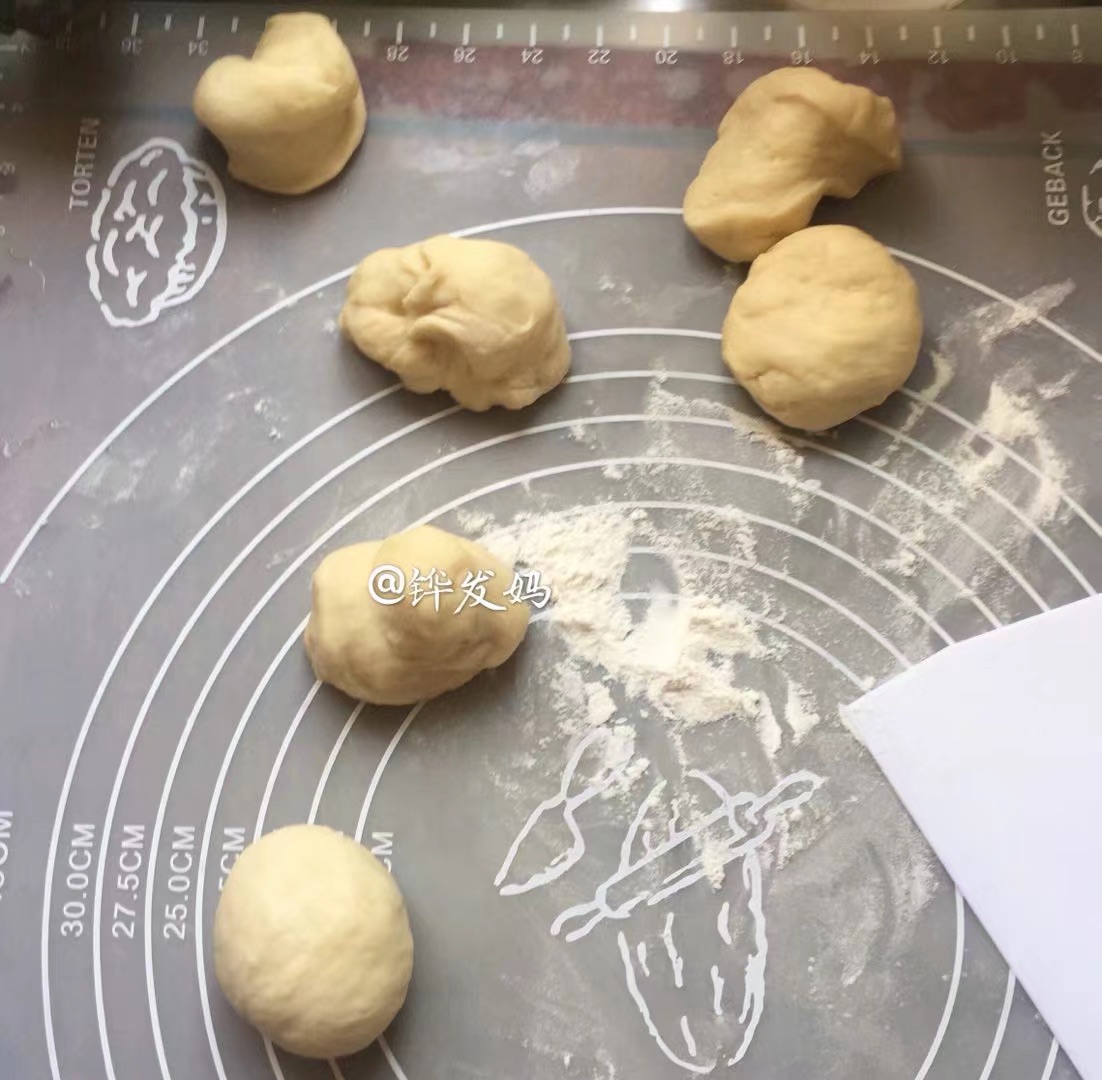葱香芝士青椒牛肉面包