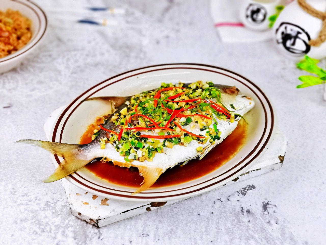 葱油鲳鱼