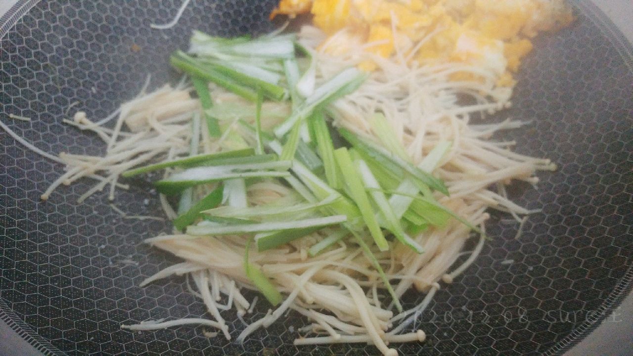 葱油冬菇泡椒蛋