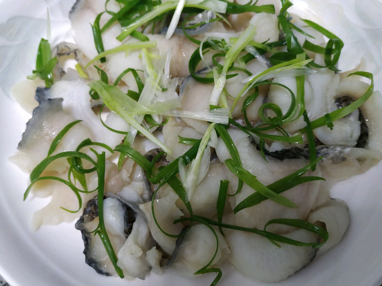 葱油黑鱼片