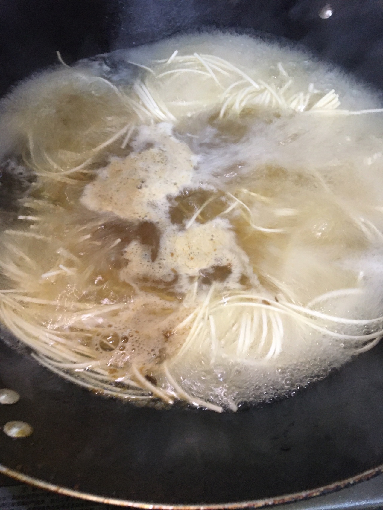 葱油肉酱面
