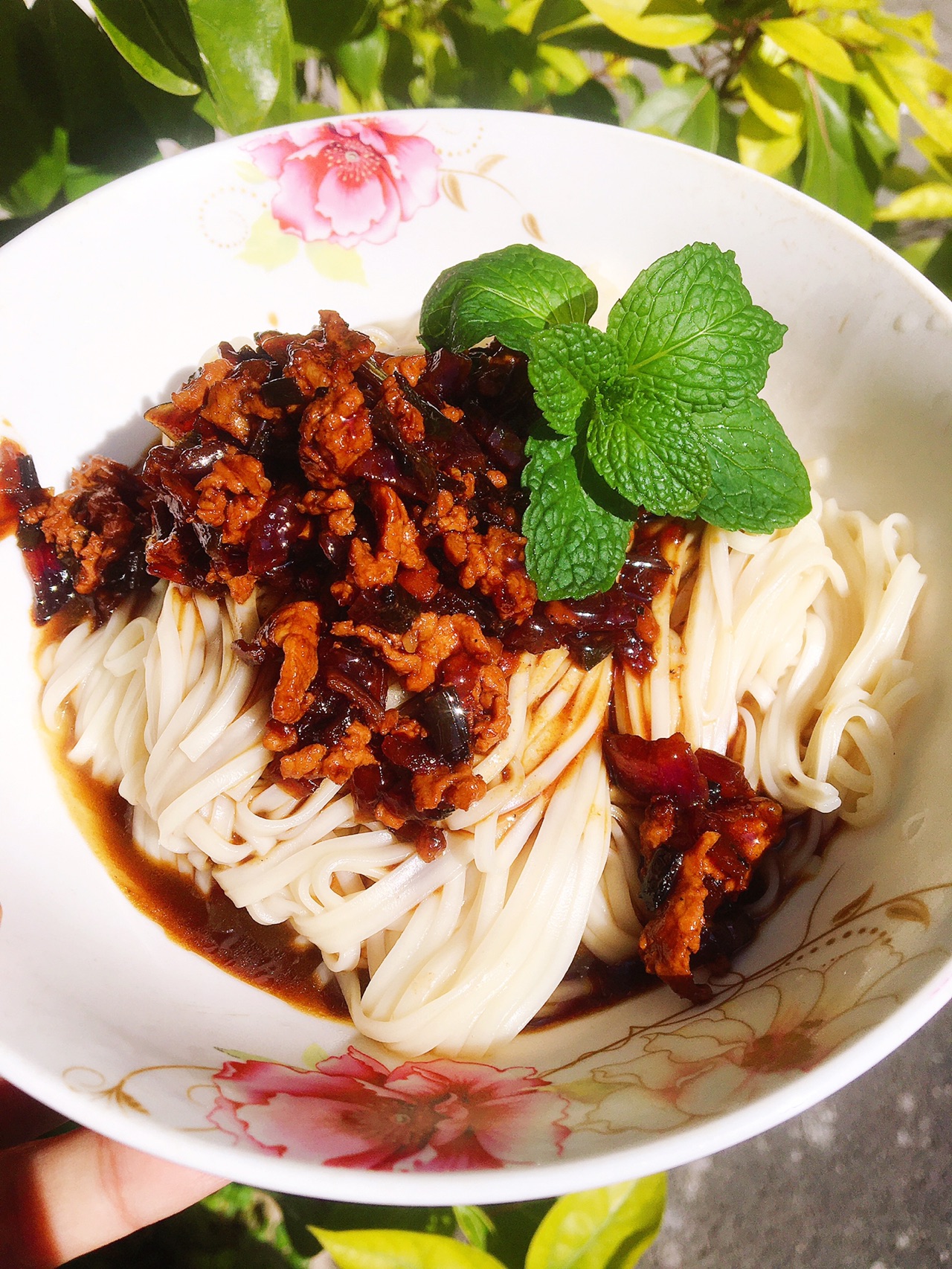 葱油肉酱面