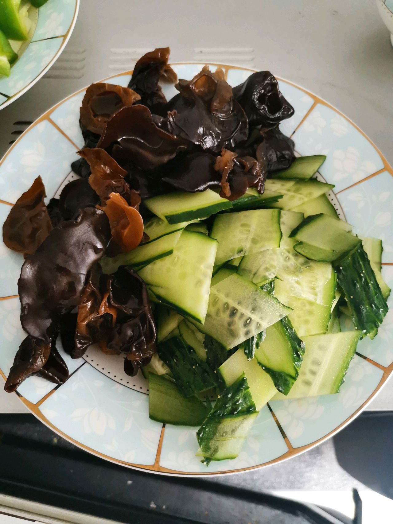 醋溜苜蓿