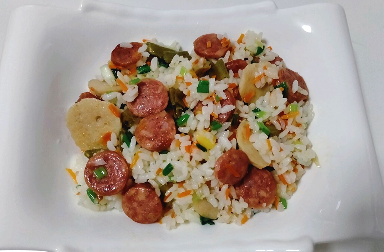 脆皮肠炒饭
