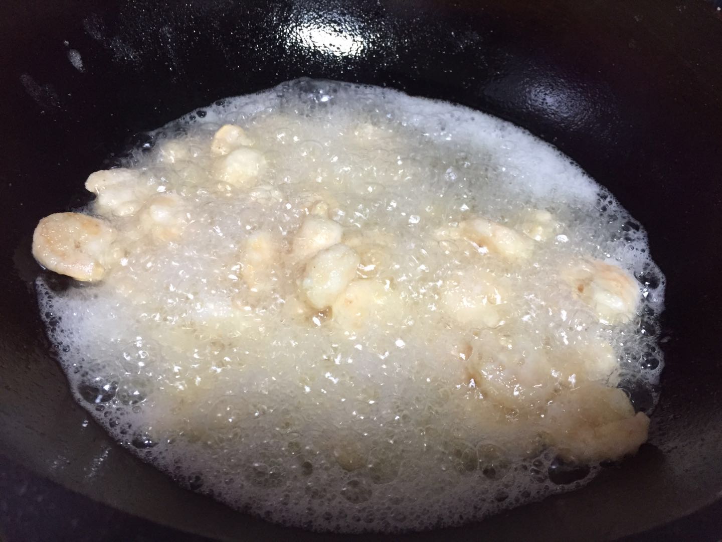 脆皮咖喱虾球