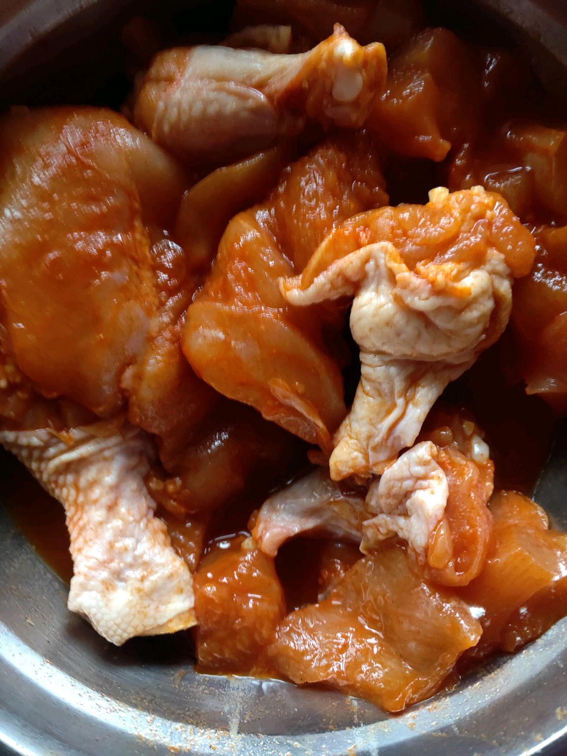 脆香炸鸡腿和鸡米花