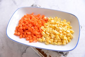 翠竹报春节节高