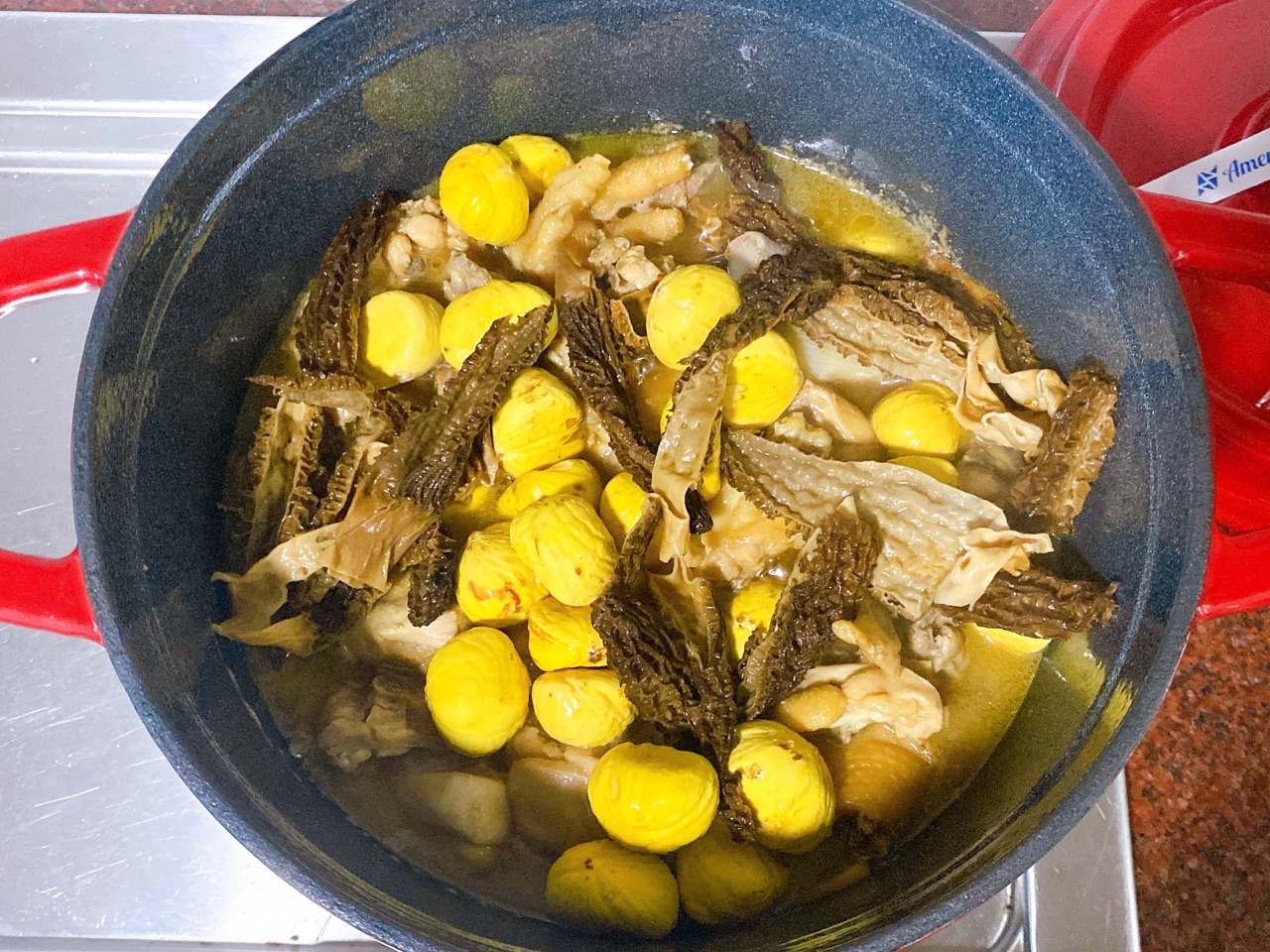 大吉（鸡）大利（栗）板栗烧鸡