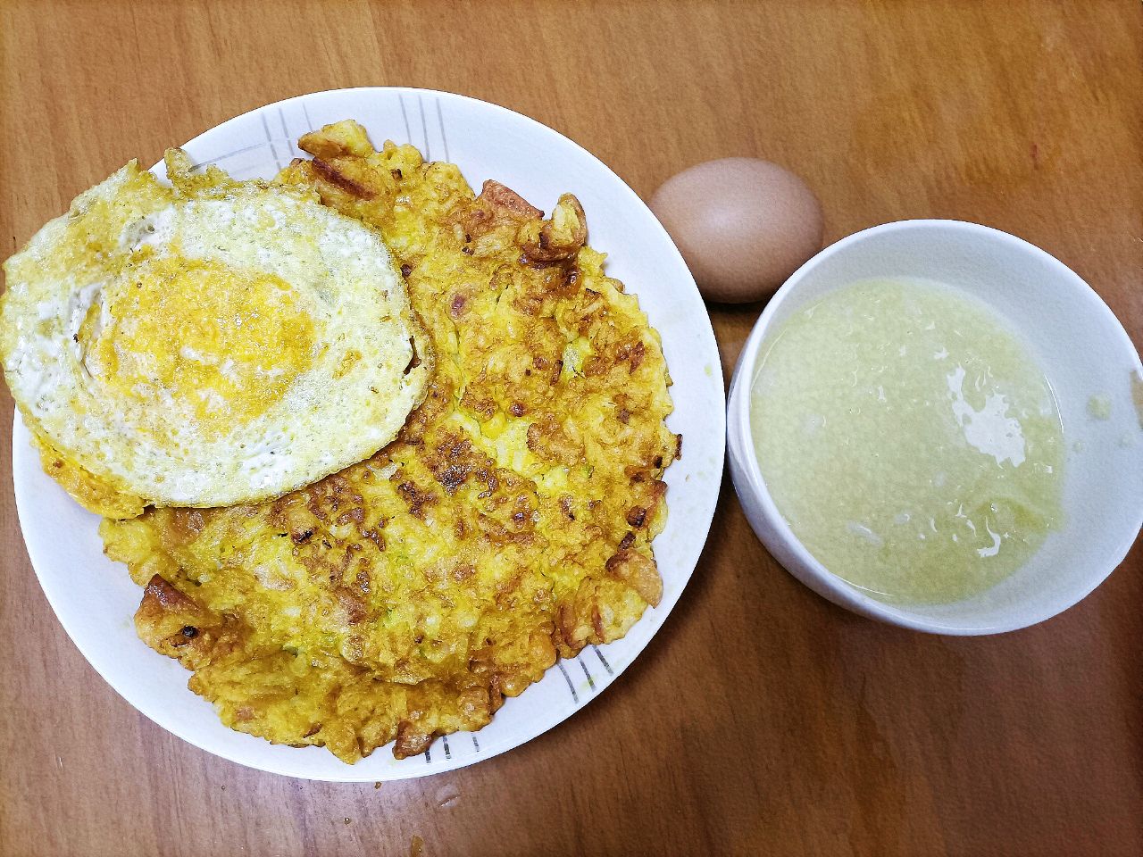 大米饭鸡蛋饼
