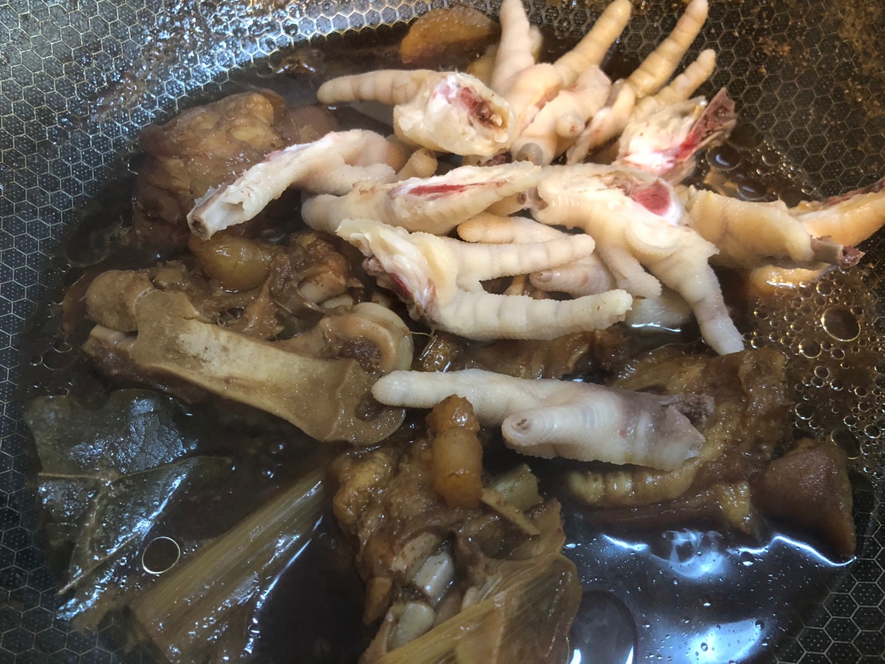大手牵小手