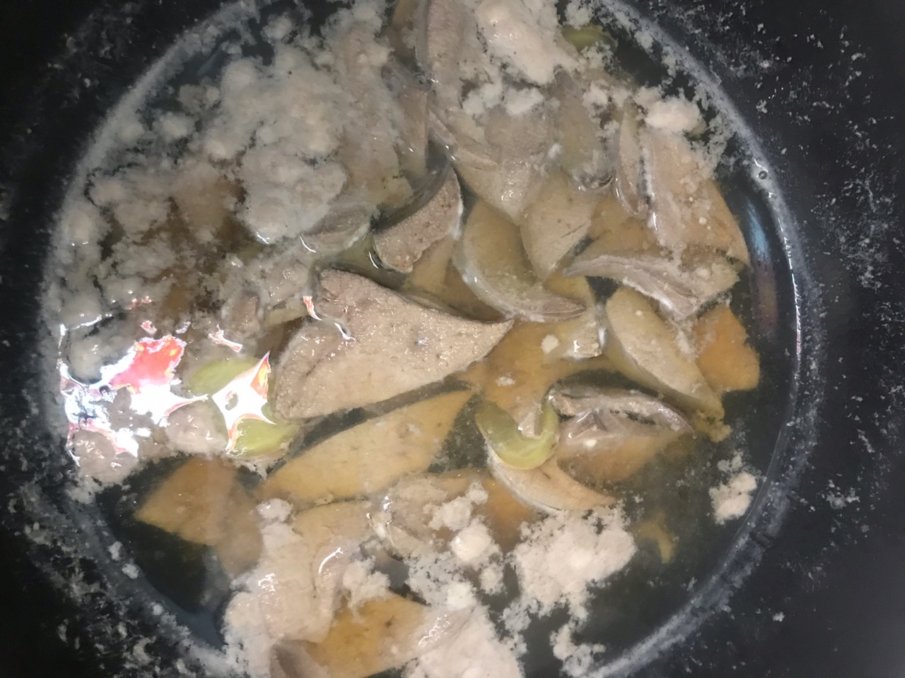 大蒜炒猪肝