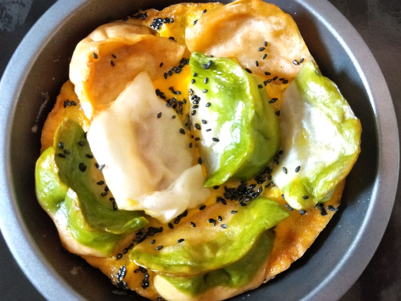 蛋抱水饺