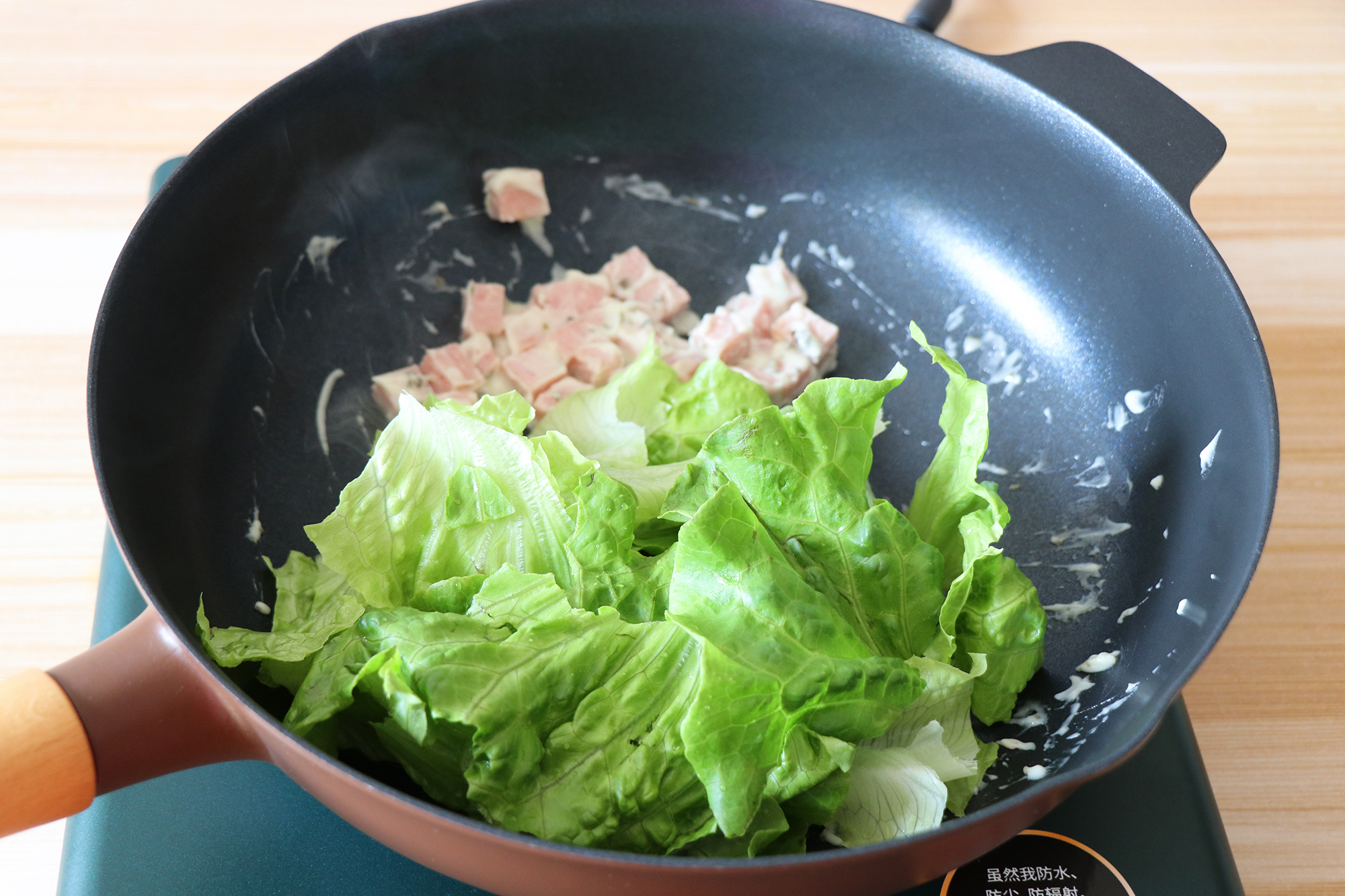 蛋黄酱生菜滑蛋