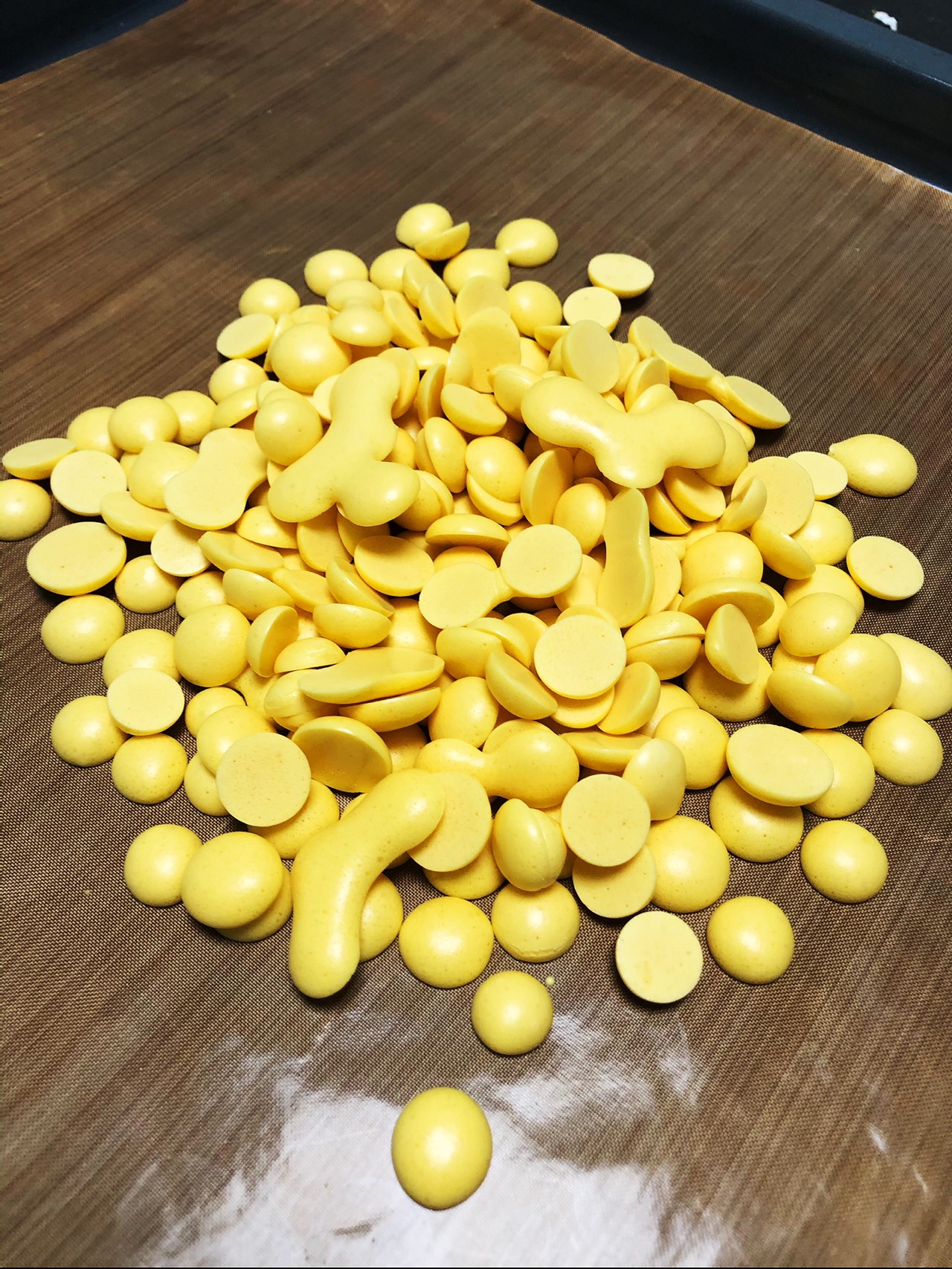 蛋黄溶豆