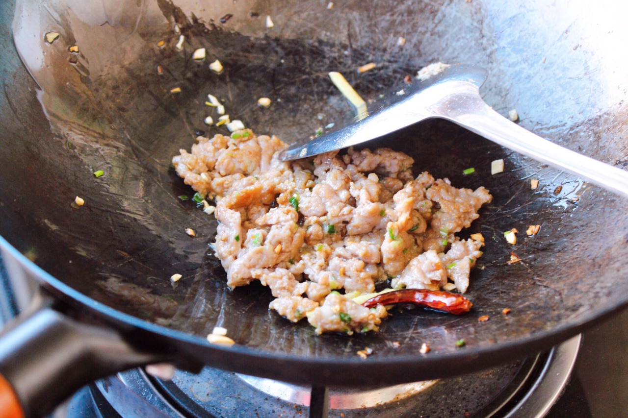 蛋饺白菜煲—金玉满堂