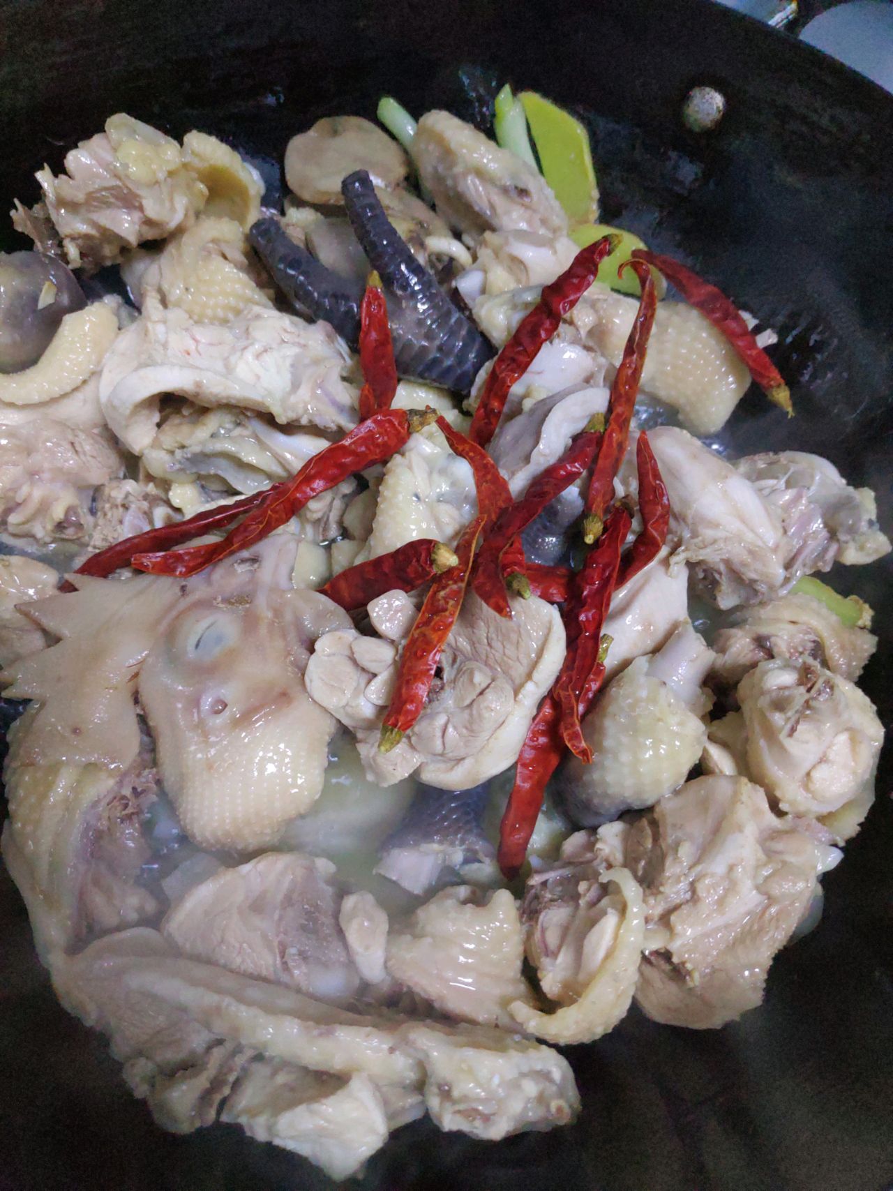地锅鸡｜小鸡合饼｜锅贴饼