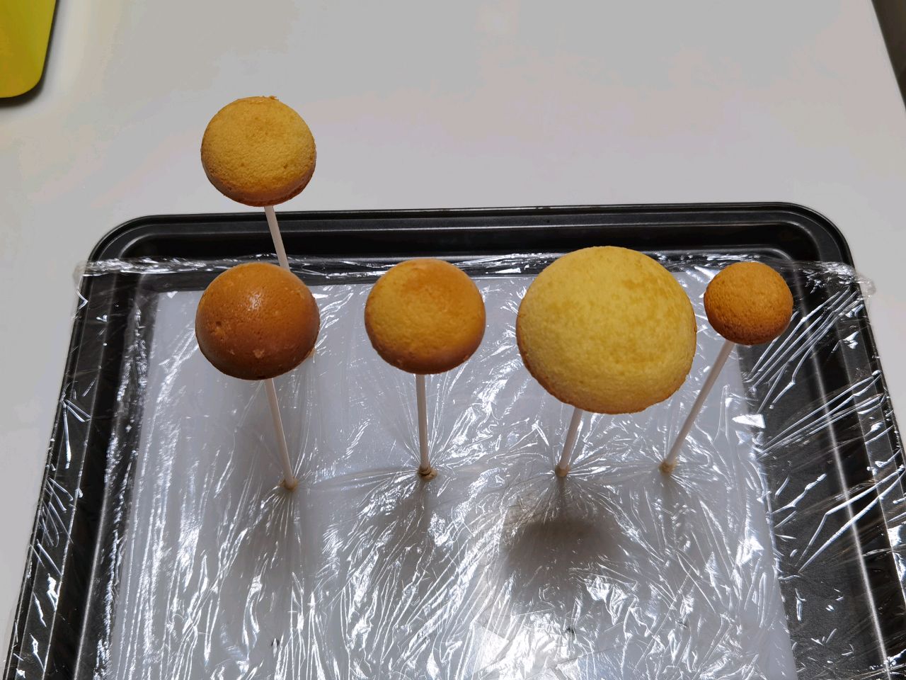滴落双色巧克力蛋糕