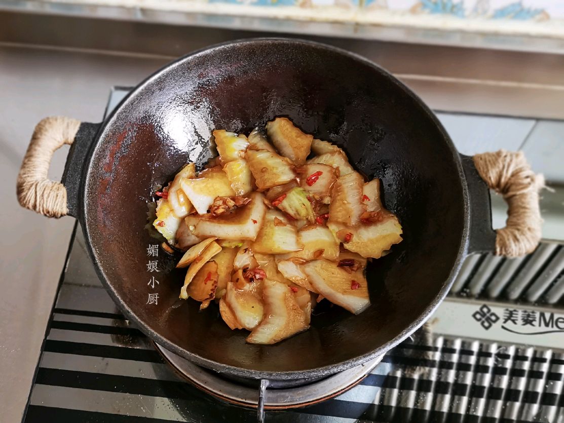 低脂高蛋白的鸡蛋豆腐炖白菜