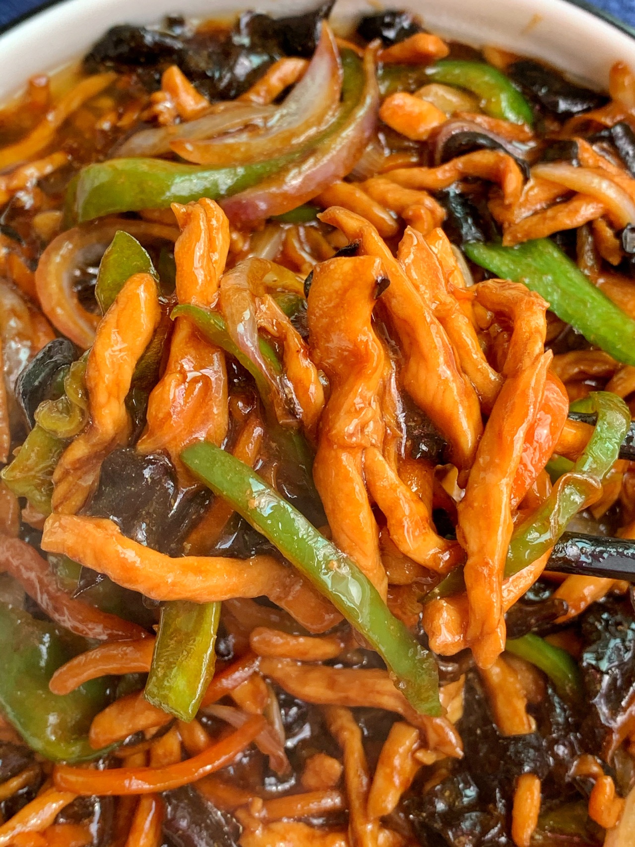 低脂鸡胸肉鱼香肉丝