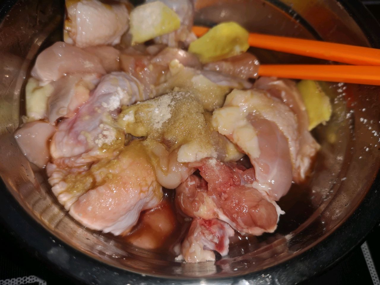 电饭煲鸡煲