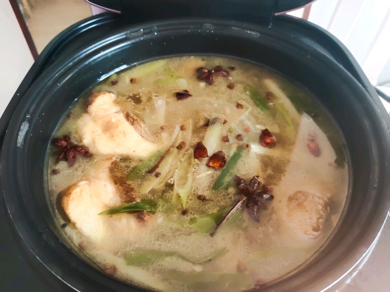 电饭煲美食-羊肉炖萝卜