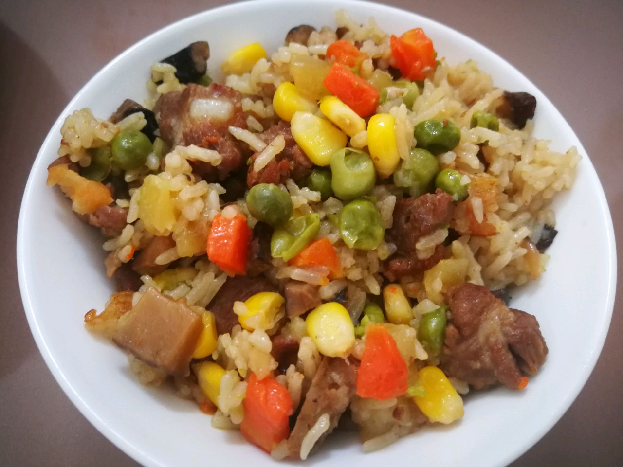 电饭煲-排骨香菇饭