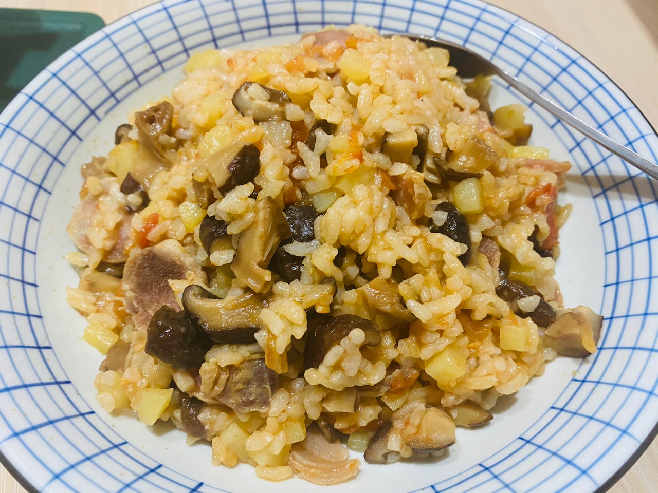 电饭锅版番茄腊肠焖饭