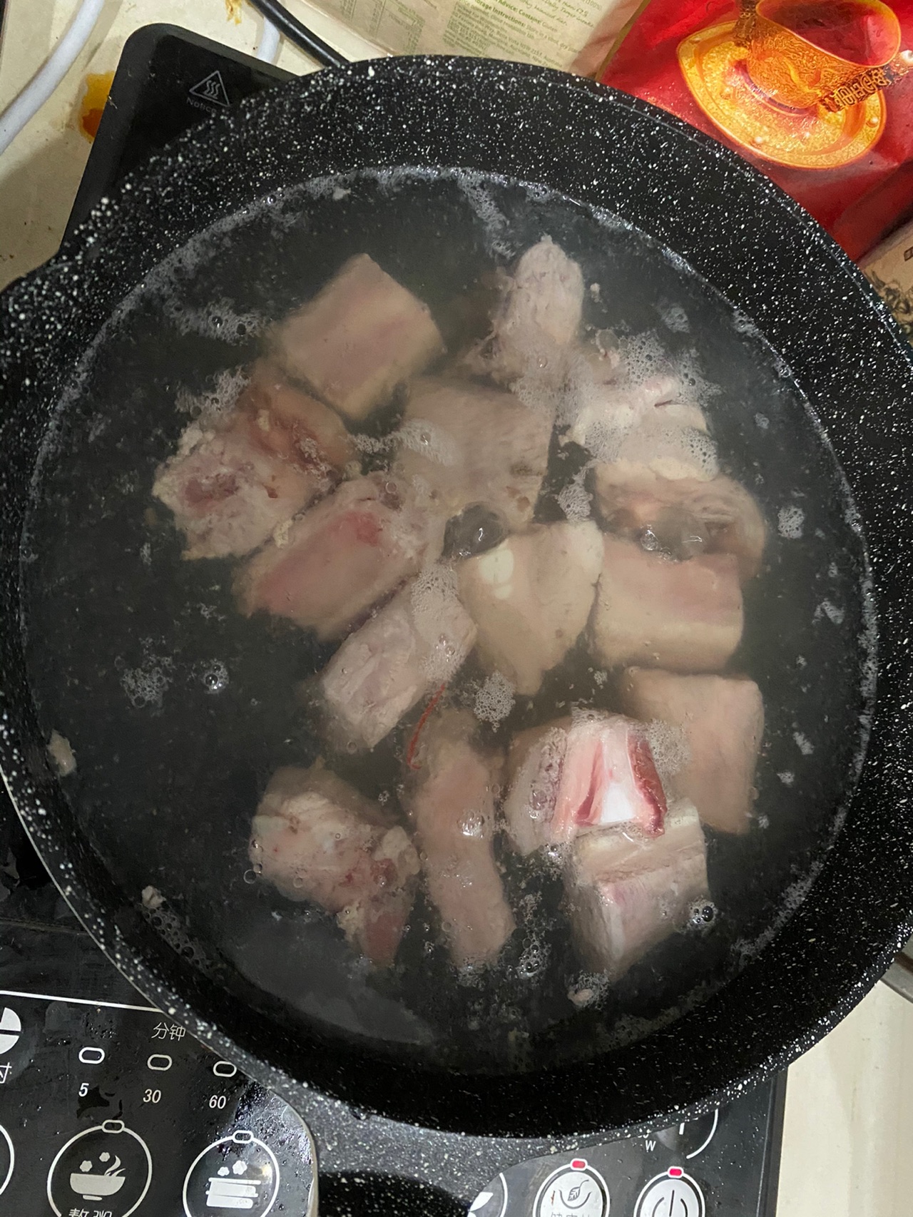 东北菜：豆角炖排骨