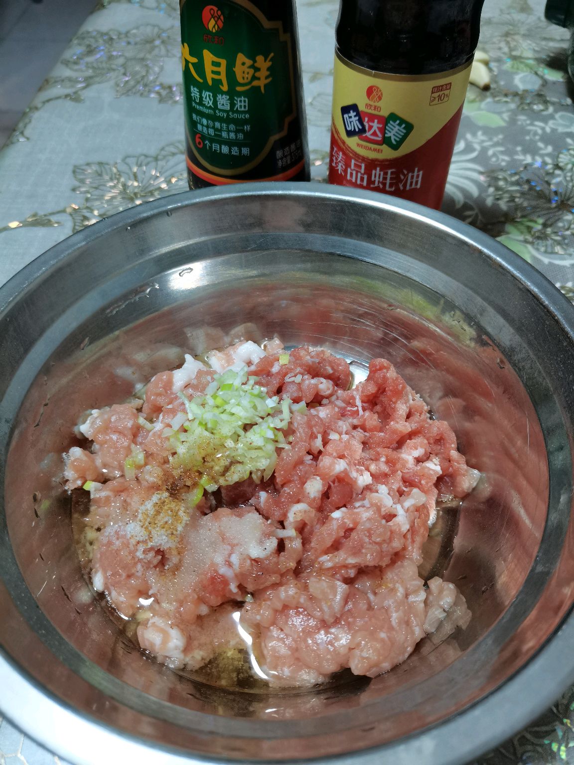 东北特色酸菜猪肉馅饺子