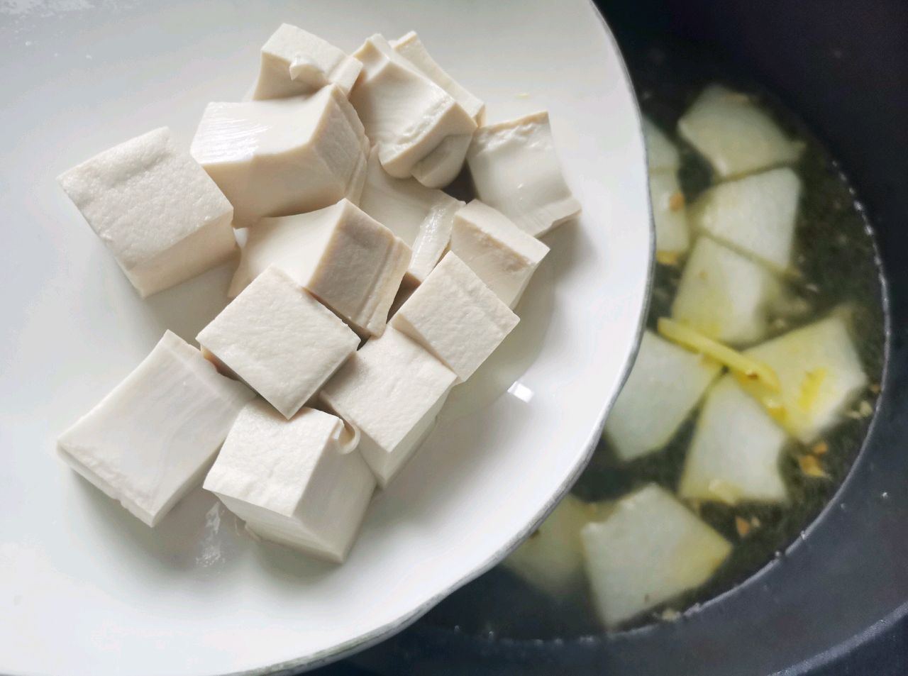 冬瓜虾仁豆腐汤