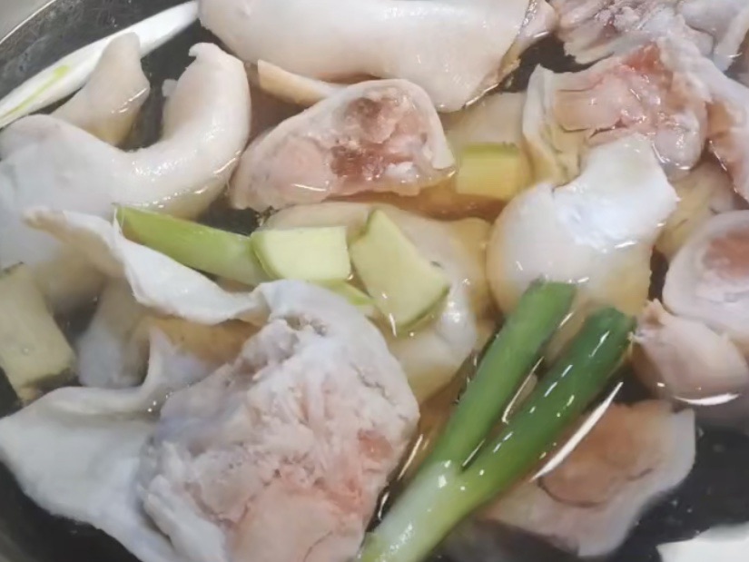 冬季必备的爽口猪蹄冻
