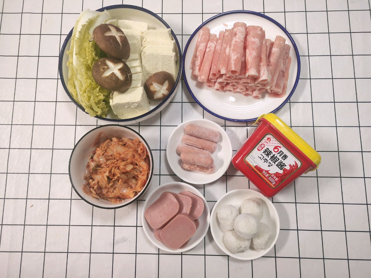 冬季必吃！豆腐泡菜锅！暖暖的！