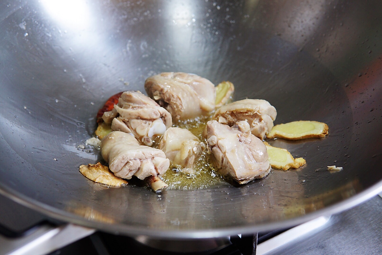 冬季暖胃大菜【鸡腿炖土豆】