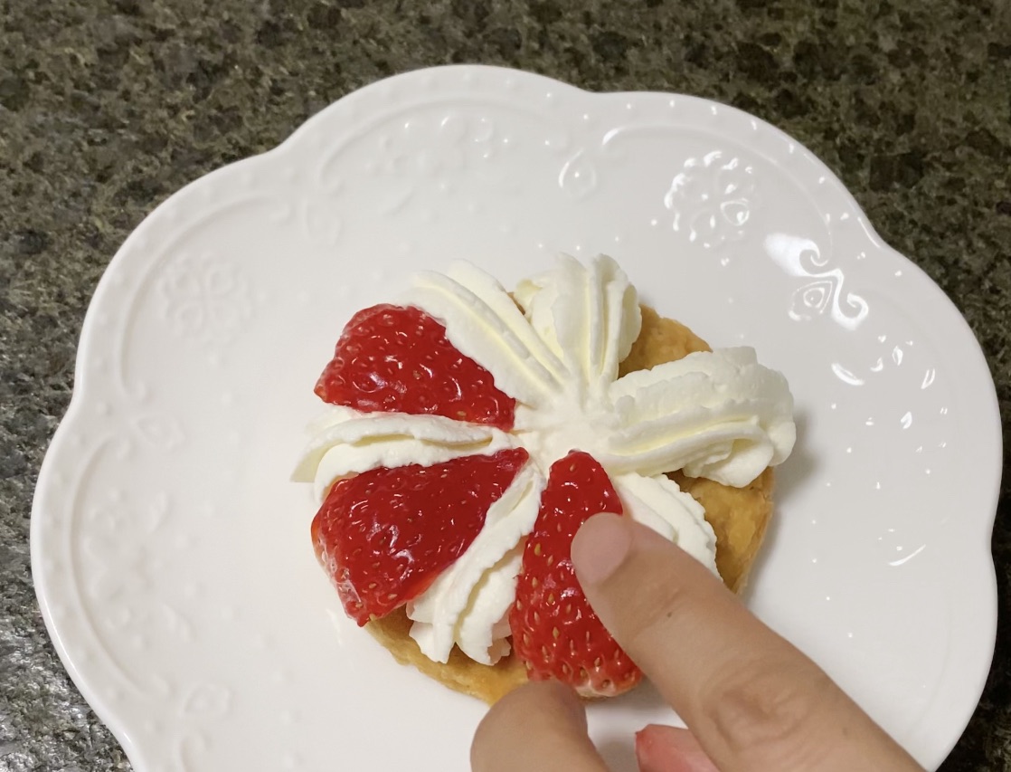 冬日草莓拿破仑
