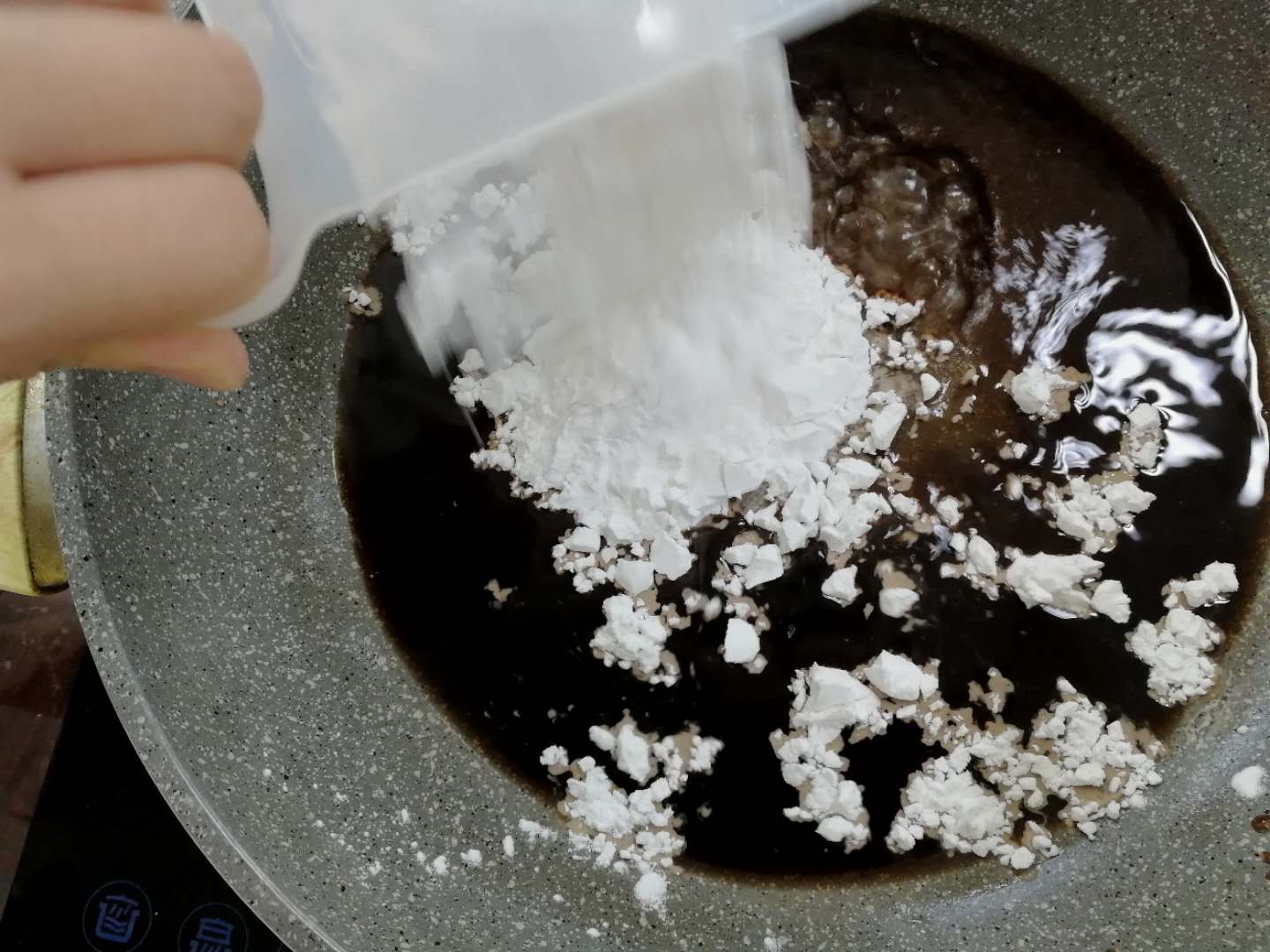 冬日的珍珠奶茶爆浆蛋糕
