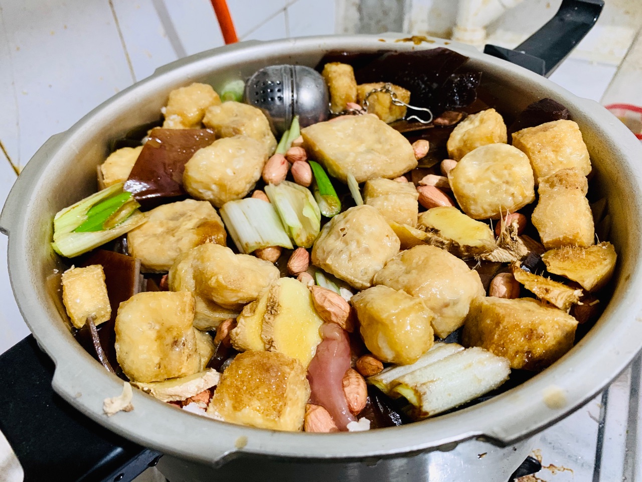 冬日里的美味酥锅