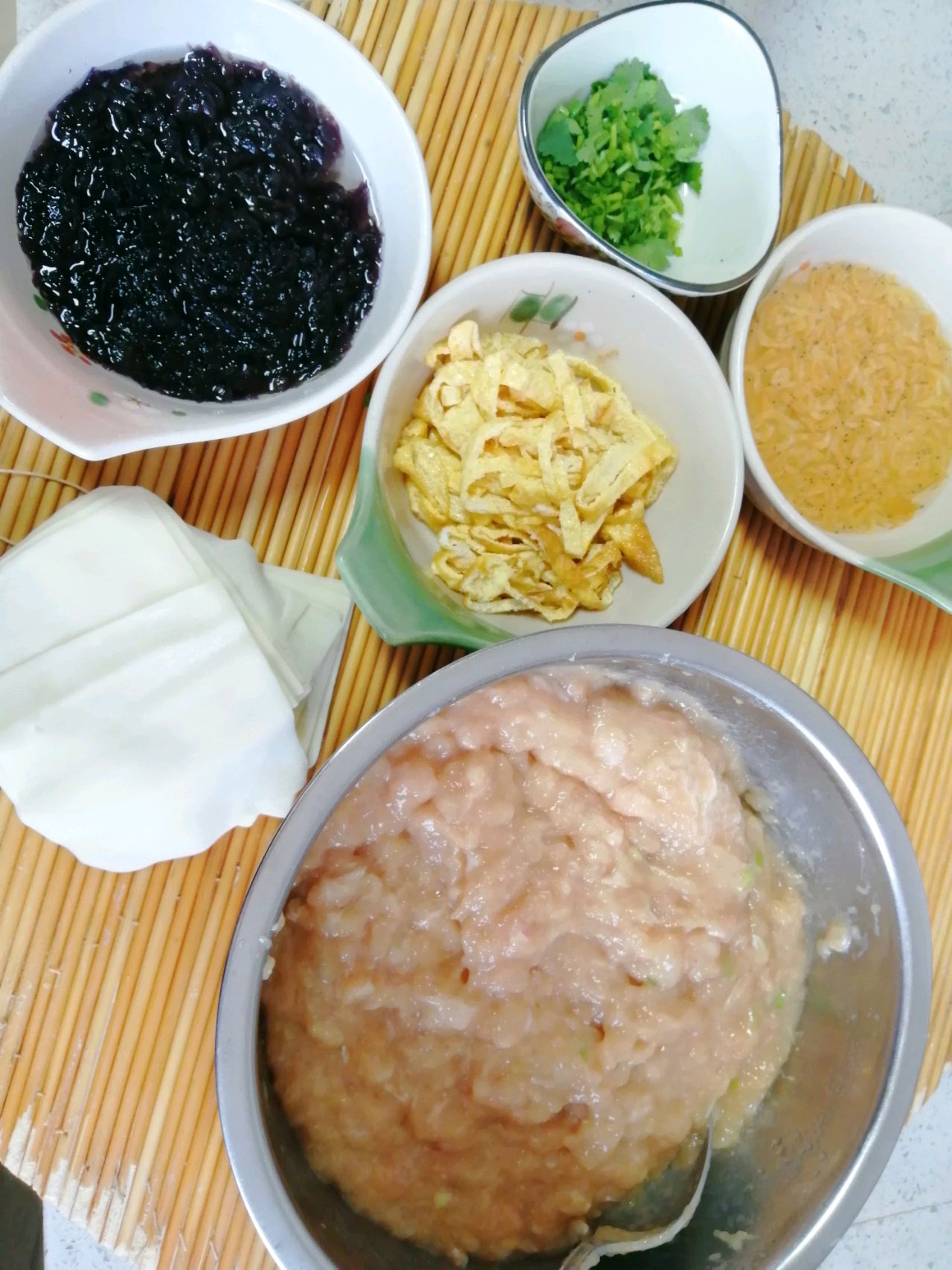 冬日里的温暖：外婆馄饨