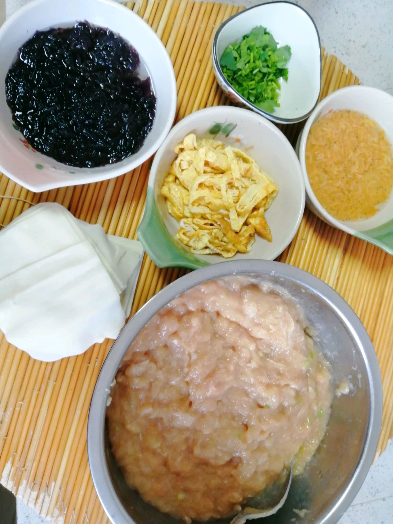 冬日里的温暖：外婆馄饨